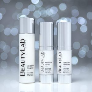 Beautylab Active Meteorite Skincare Set for Men products snow